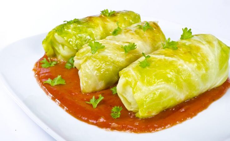 For gout, zander rolls with cottage cheese in Chinese cabbage are a hearty dish